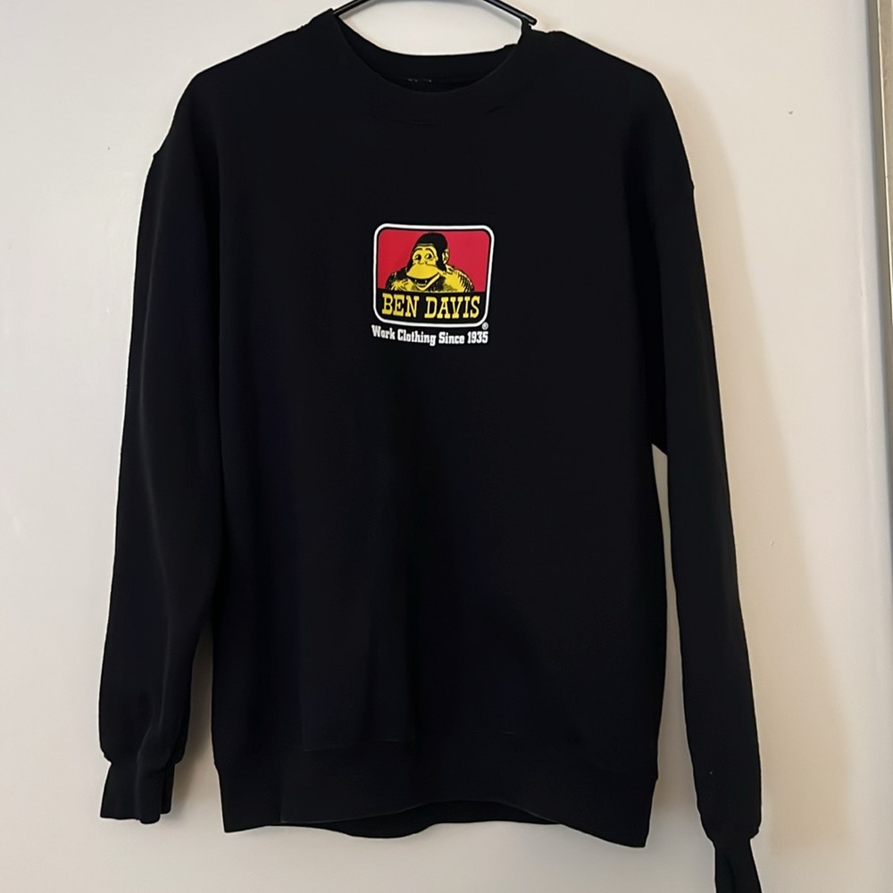 Ben Davis Men's Black Logo Crewneck Sweatshirt
